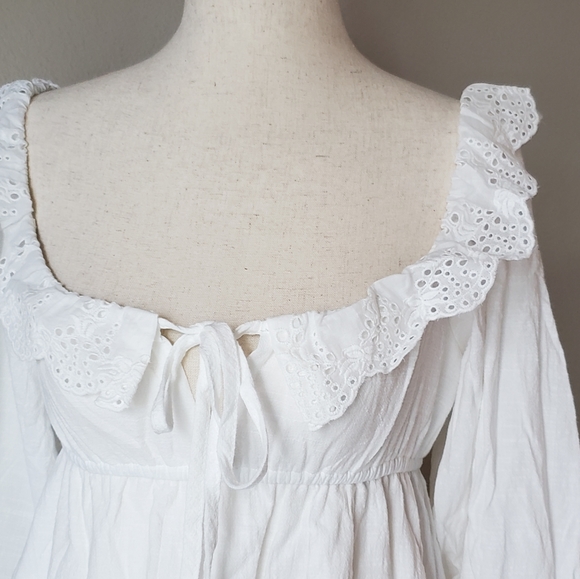 White Empire Waist Babydoll Dress with Eyelet Lace Ruffle Trims - Picture 5 of 12